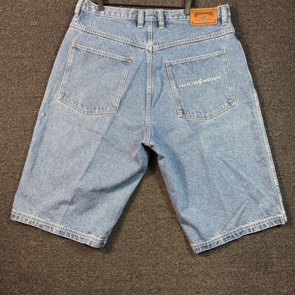 Vintage Rocawear Men's Baggy Denim Shorts Men 40 Light Wash Blue Y2K Embroidered